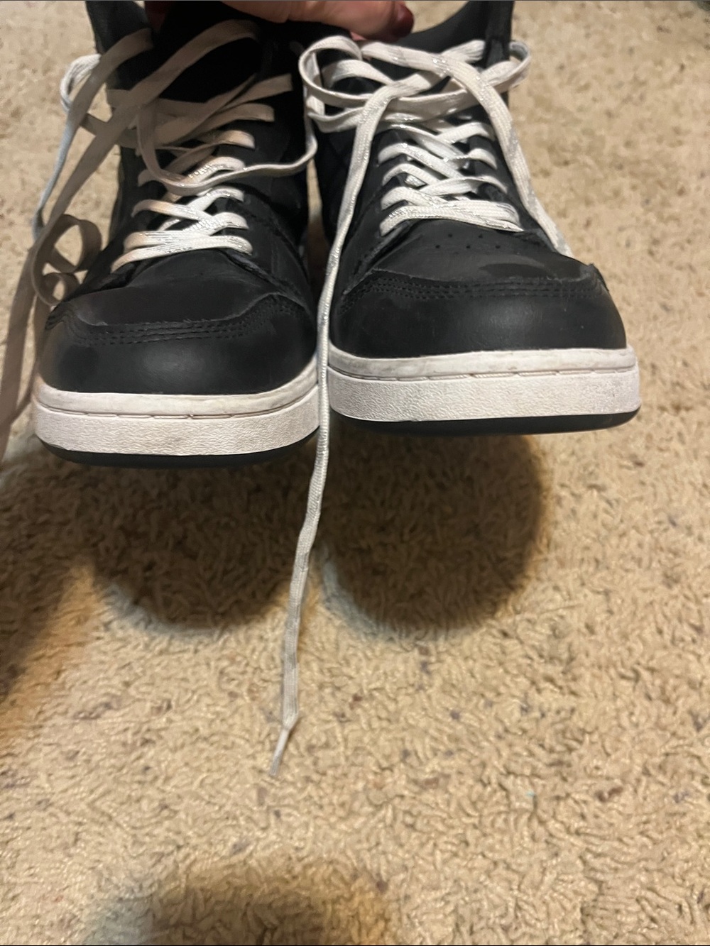 DC Black High-Top Skate Shoes with White Accents - Picture 8 of 9